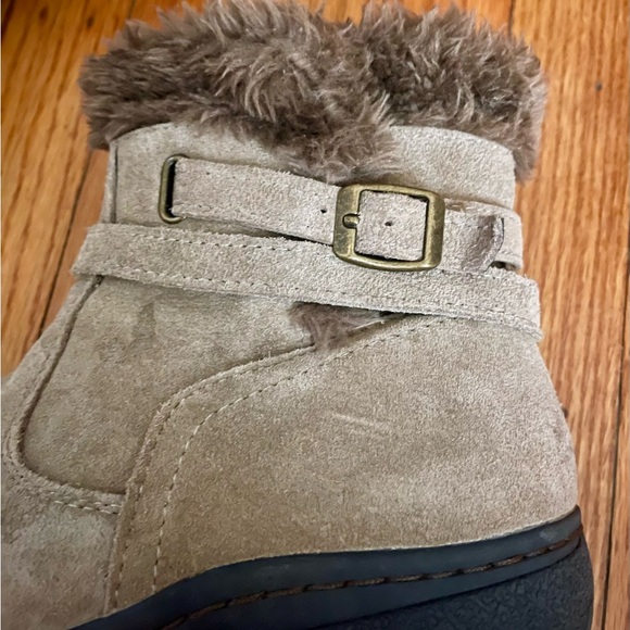 Khumbo Boots Size 8 - Picture 4 of 4